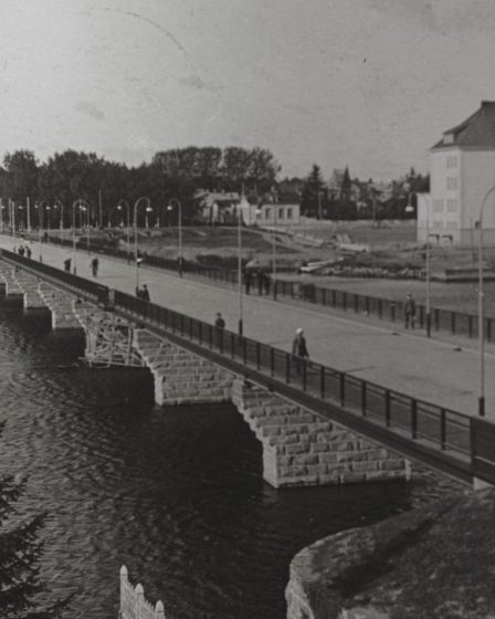 Karjalan silta Sortavalassa 1932, Työväen arkisto